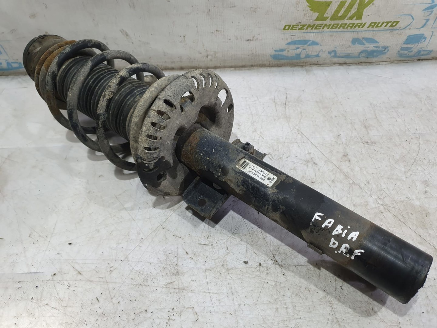 Amortizor cu arc dreapta fata 6q0413031bJ Skoda Fabia 5J (facelift) (2010 - 2014)