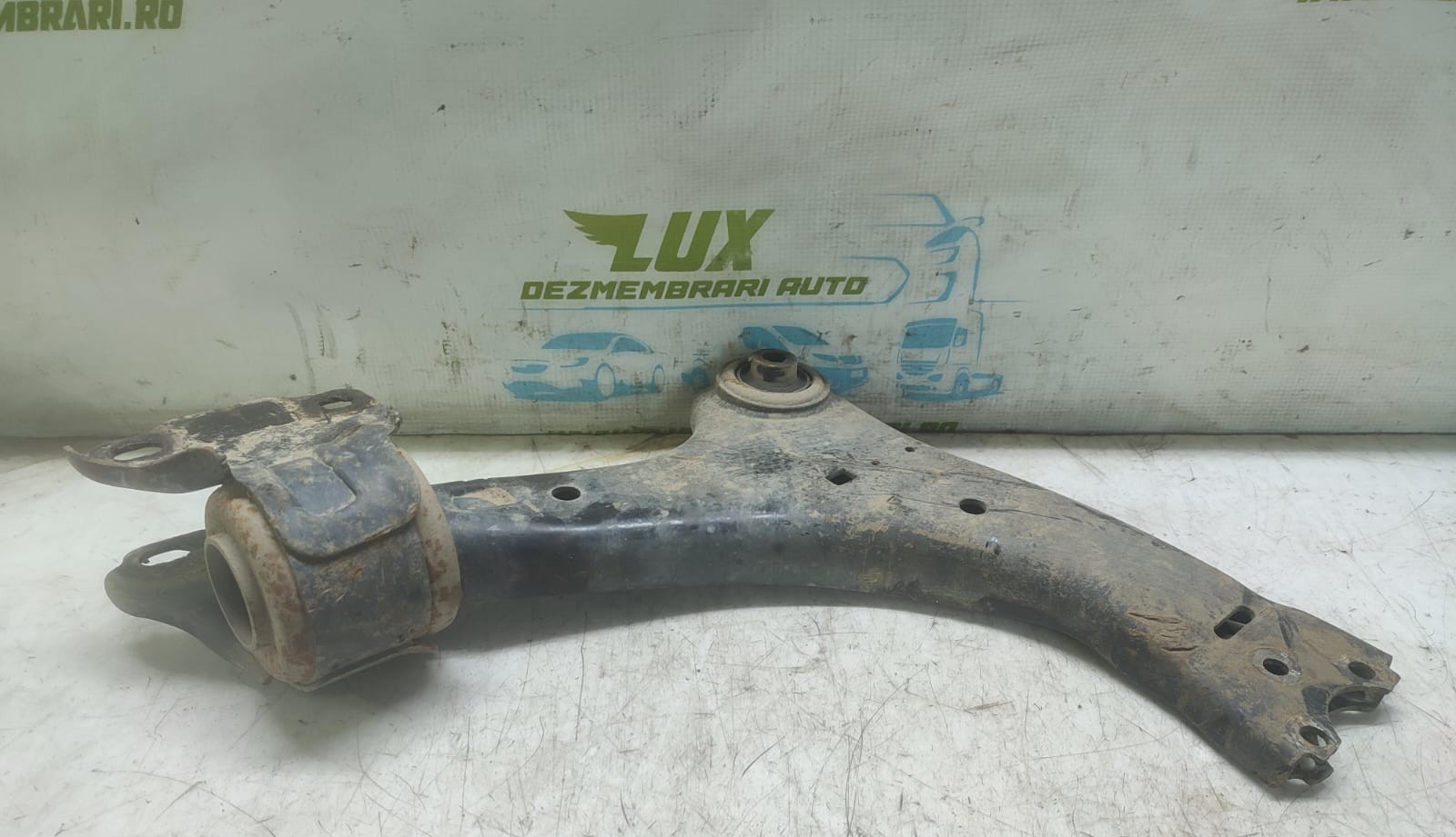 Brat suspensie dreapta fata Land Rover Freelander 2 (2006 - 2010)