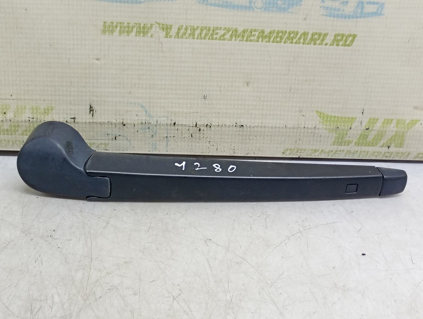 Brat stergator luneta 6R6955707B Volkswagen Polo 5 (6R) (2009 - 2015)