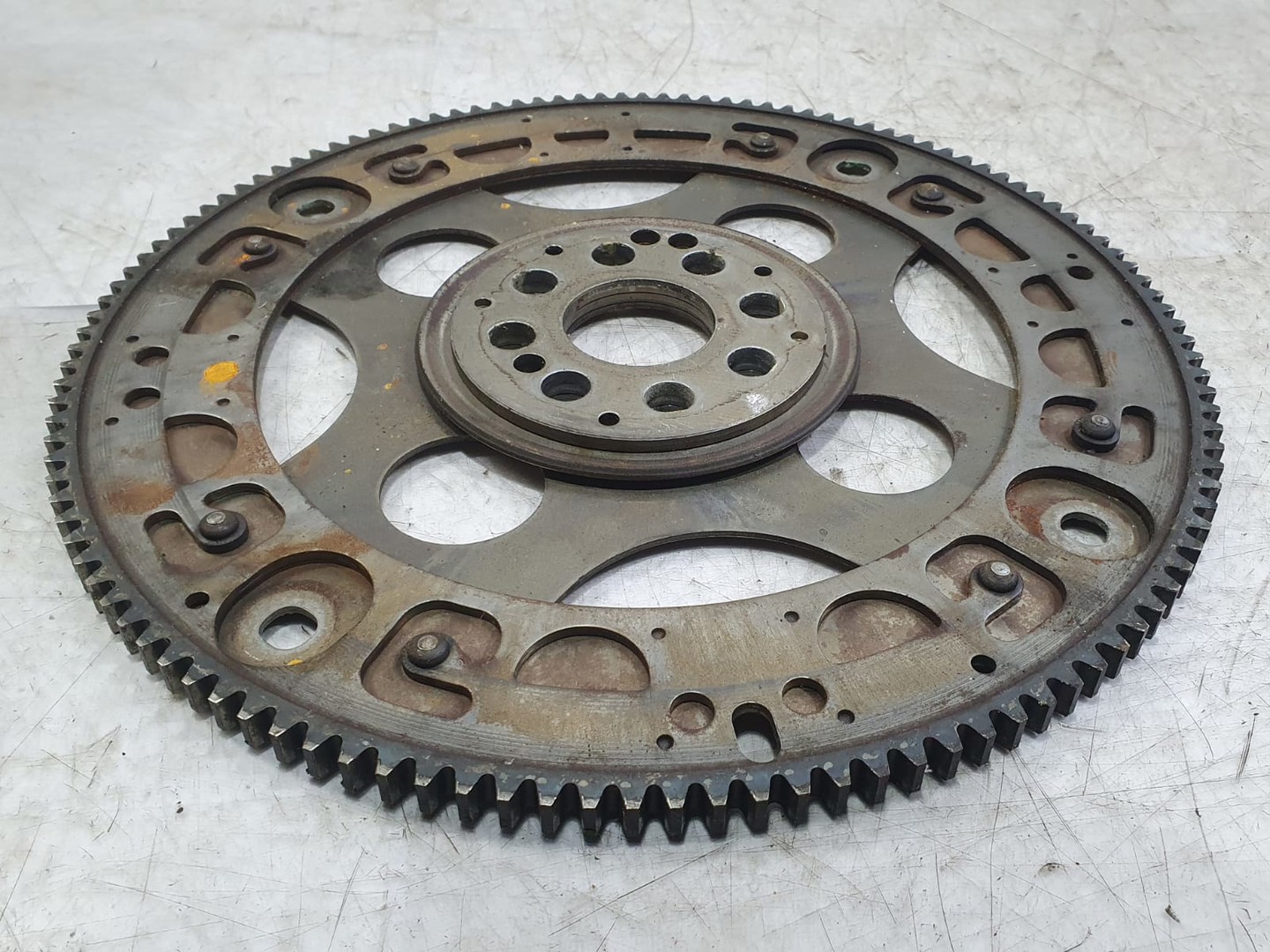Coroana volanta 7797964 BMW Seria 5 F11 (2009 - 2013)