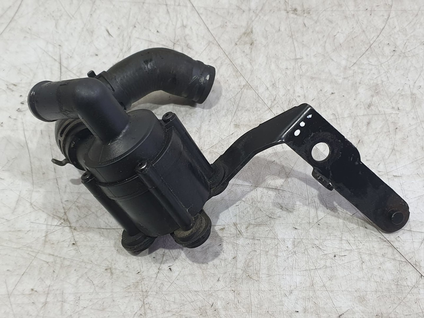 Pompa apa 5n0965561 Volkswagen Passat B7 (2010 - 2015)