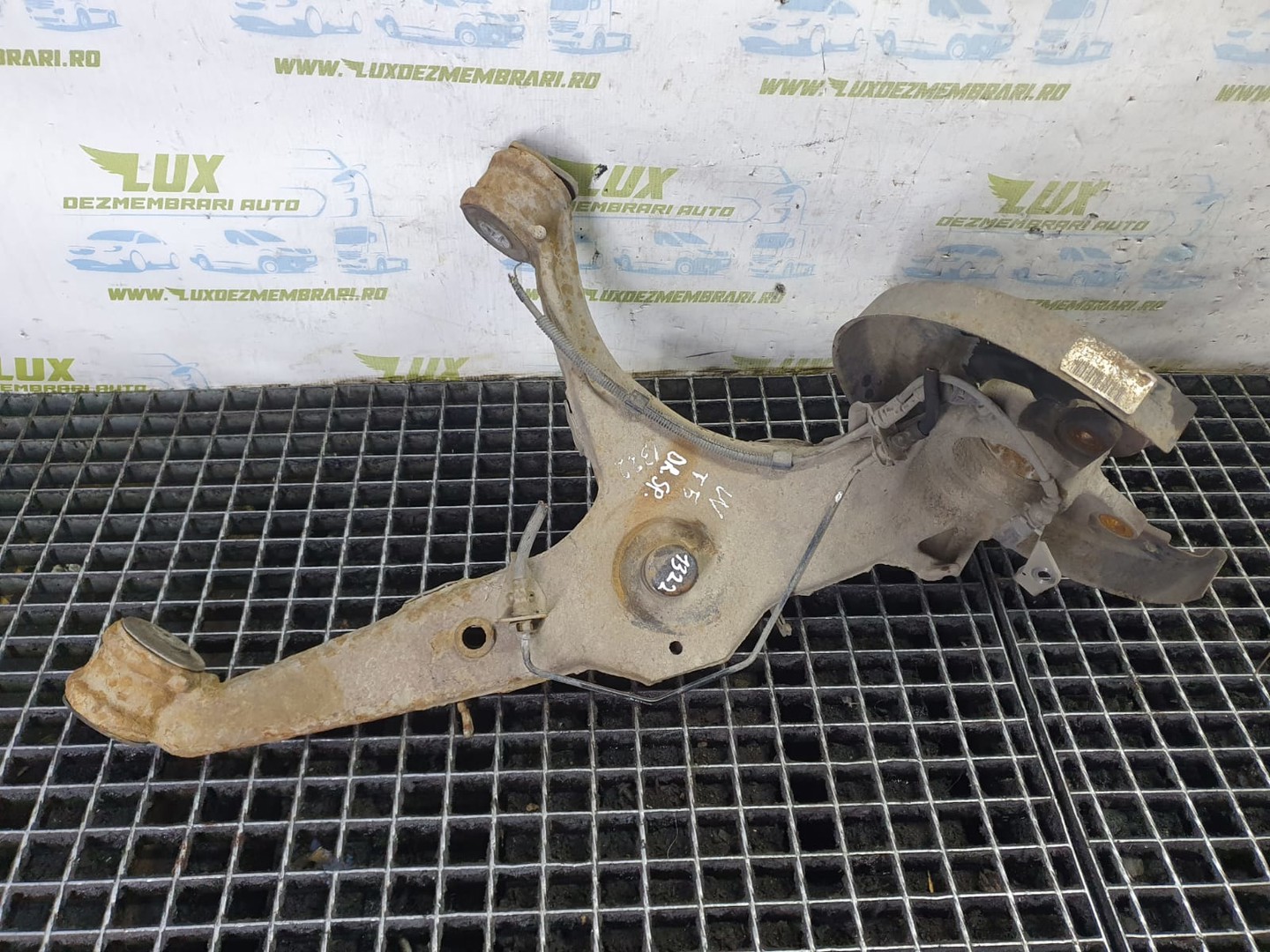 Fuzeta dreapta spate 7h0501414d Volkswagen Transporter T5 (2003 - 2009)