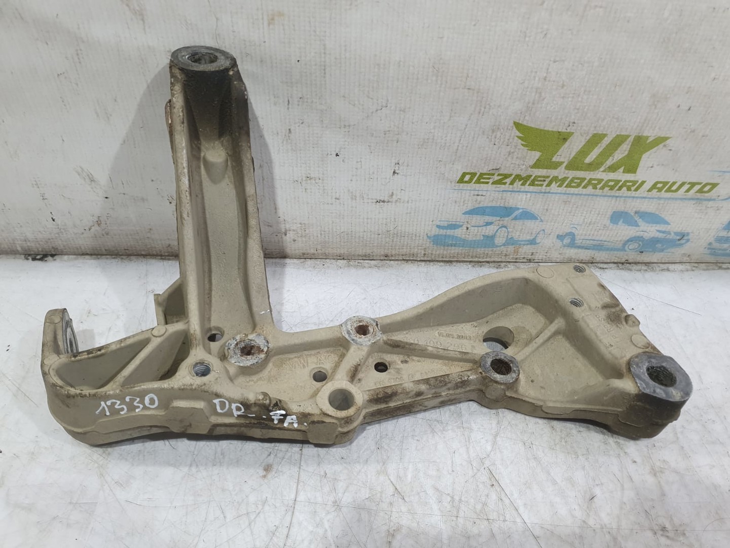 Brat suspensie dreapta fata 1k0199296 Seat Leon 2 (1P) (facelift) (2009 - 2012)