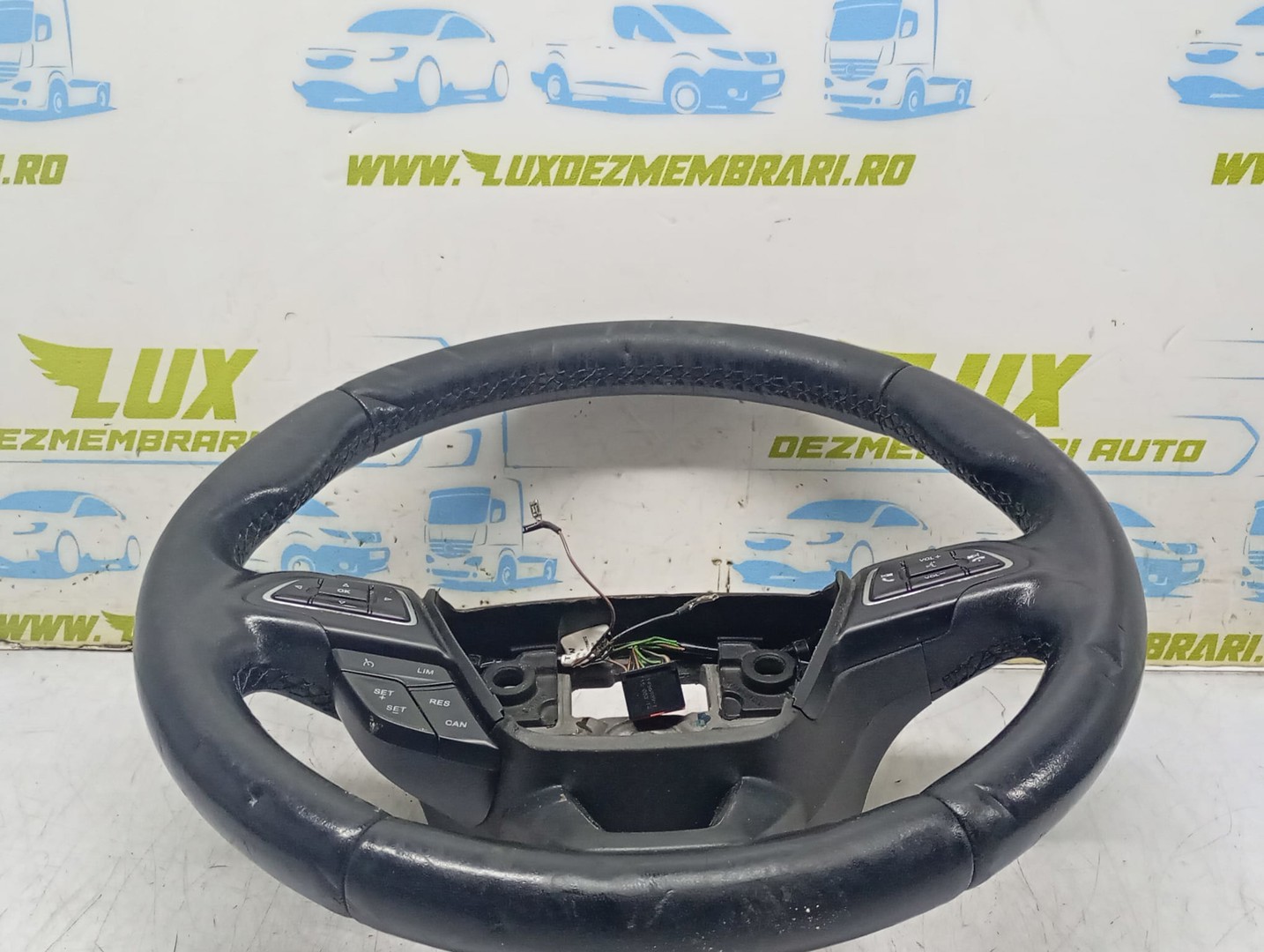 Volan in 3 spite cu comenzi F1EB3600JE3ZHE Ford Focus 3 (facelift) (2014 - 2020)