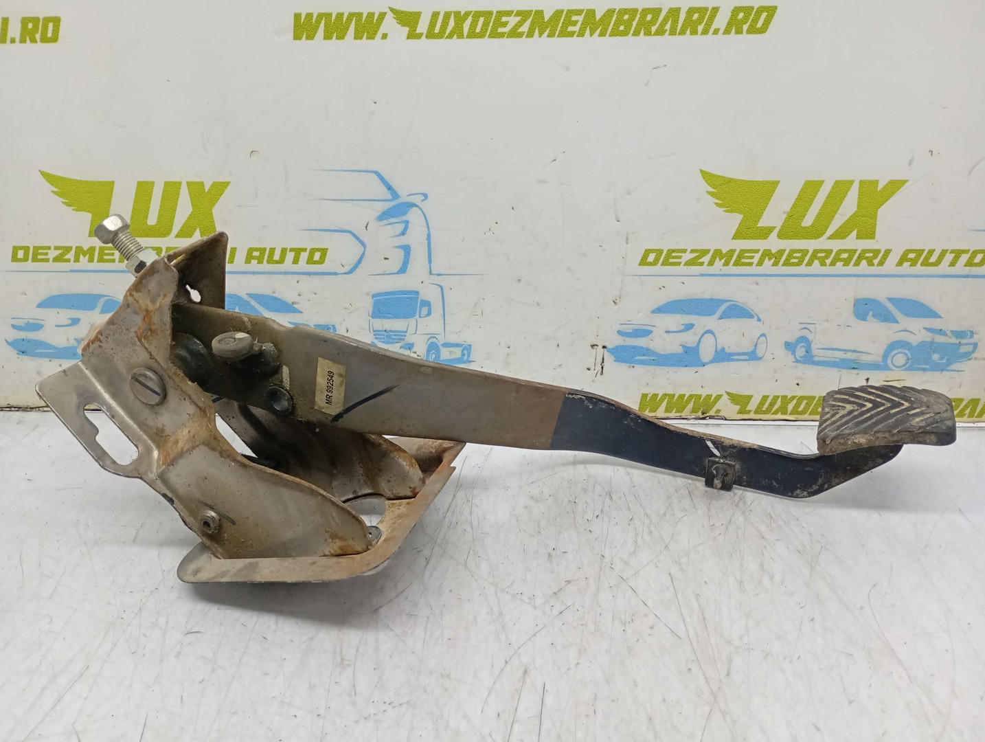 Pedala ambreiaj MR992549 Mitsubishi L200 4 (2006 - 2011)