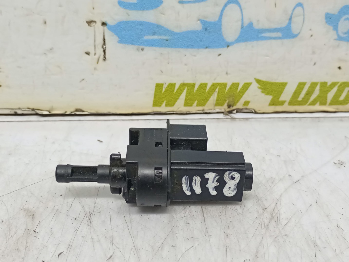 Switch frana 4M5T-7C534-AA Ford C-Max 1 (facelift) (2007 - 2010)