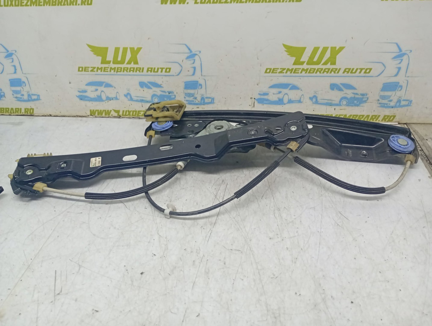 Macara geam dreapta fata 915363102 Opel Astra J (2009 - 2012)