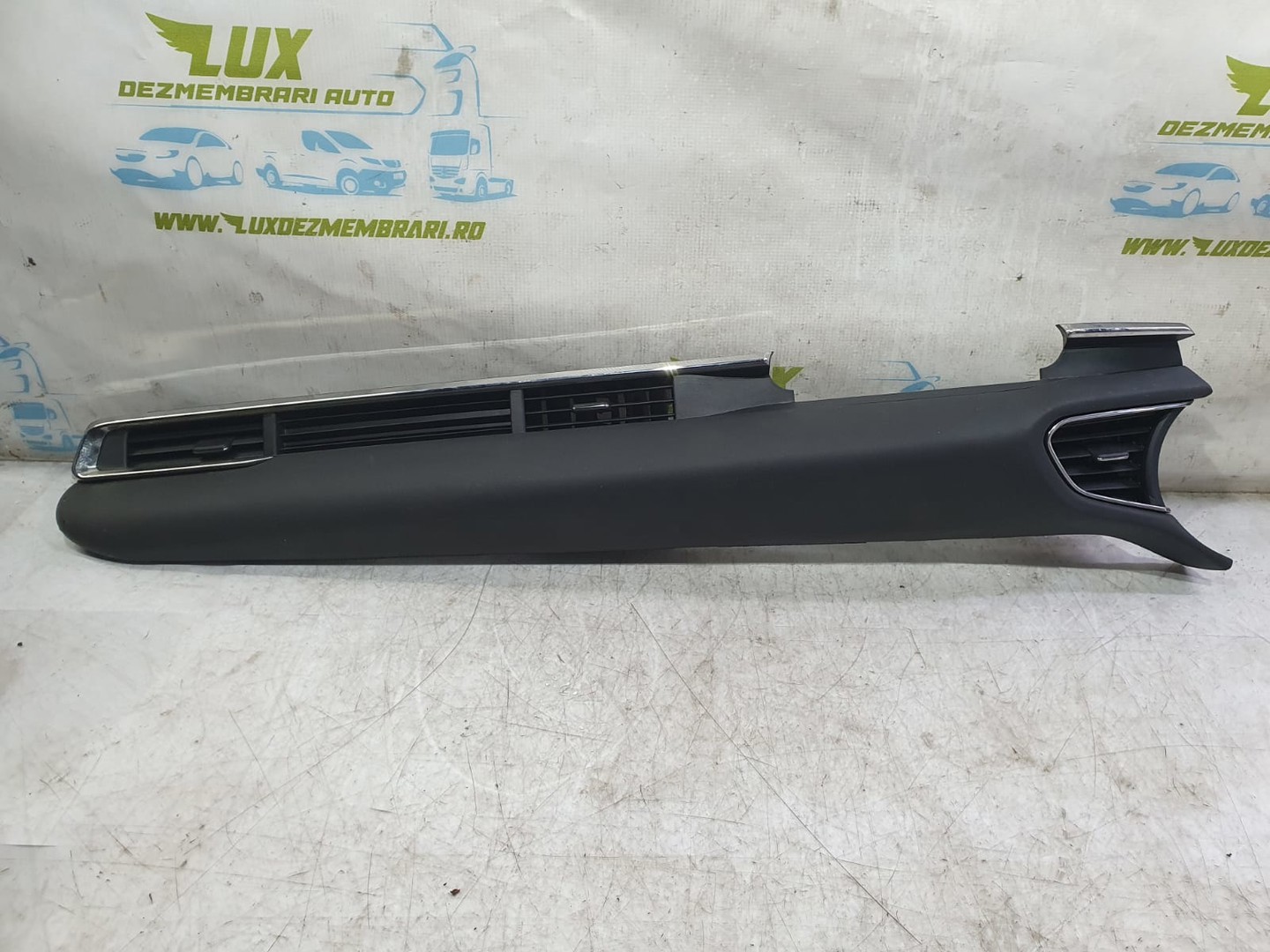 Grila ventilatie bord dfr5-60375 Mazda CX-30 1 DM (2019 - 2023)