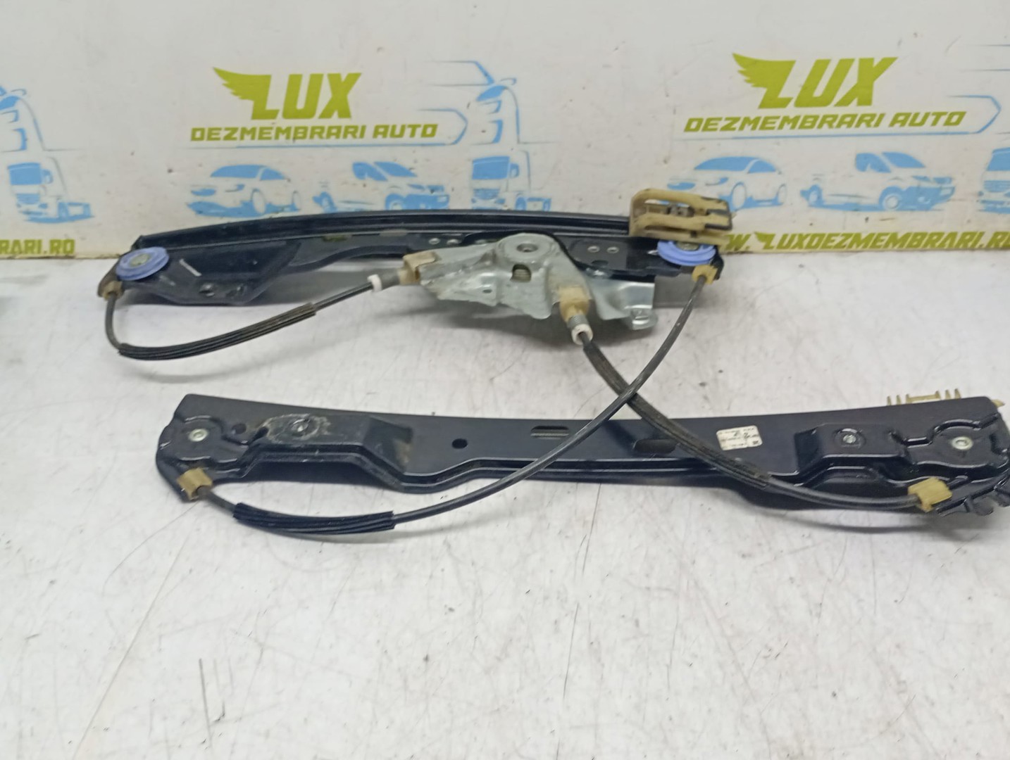 Macara geam stanga fata 915361102 Opel Astra J (2009 - 2012)
