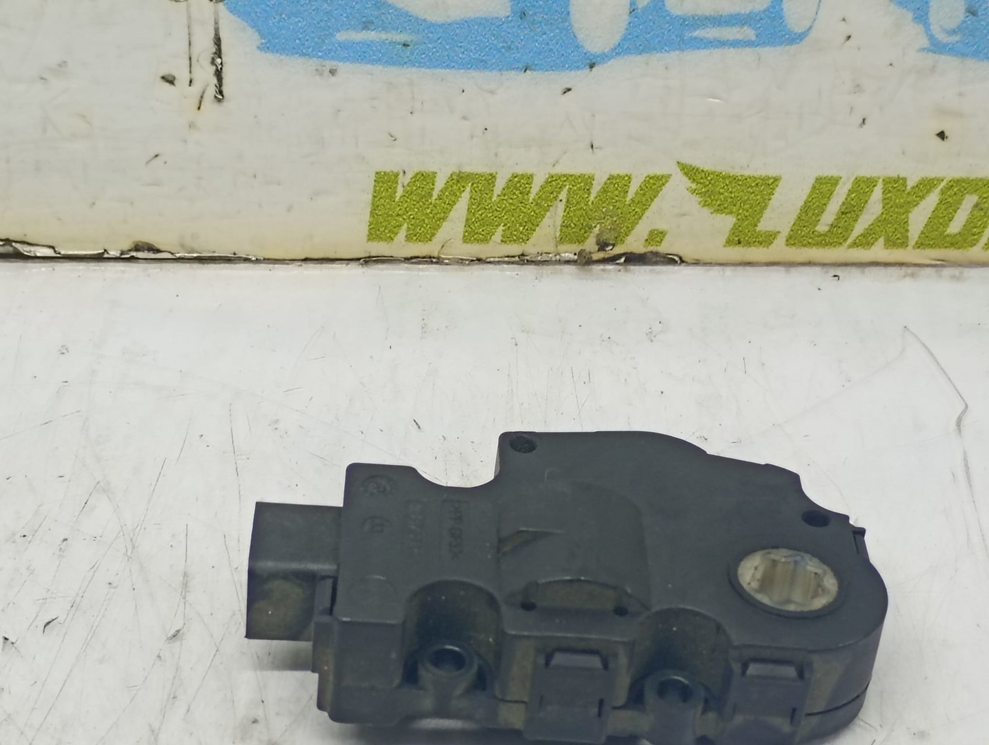 Motoras clapeta mixaj aer 929888G BMW Seria 1 E87 (2004 - 2007)