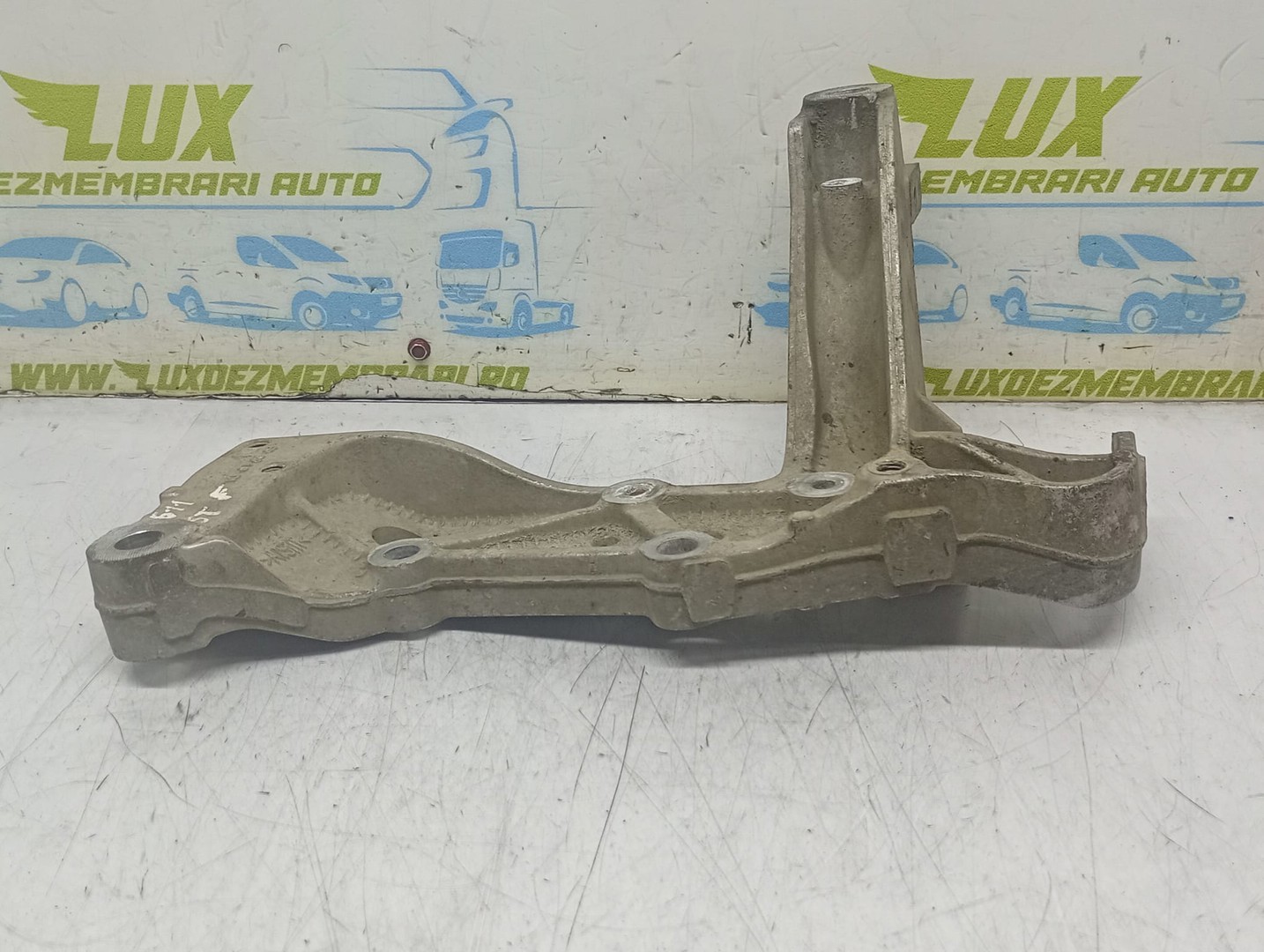 Brat suspensie fata 1K0199295E Volkswagen Golf Plus 1 (2004 - 2009)