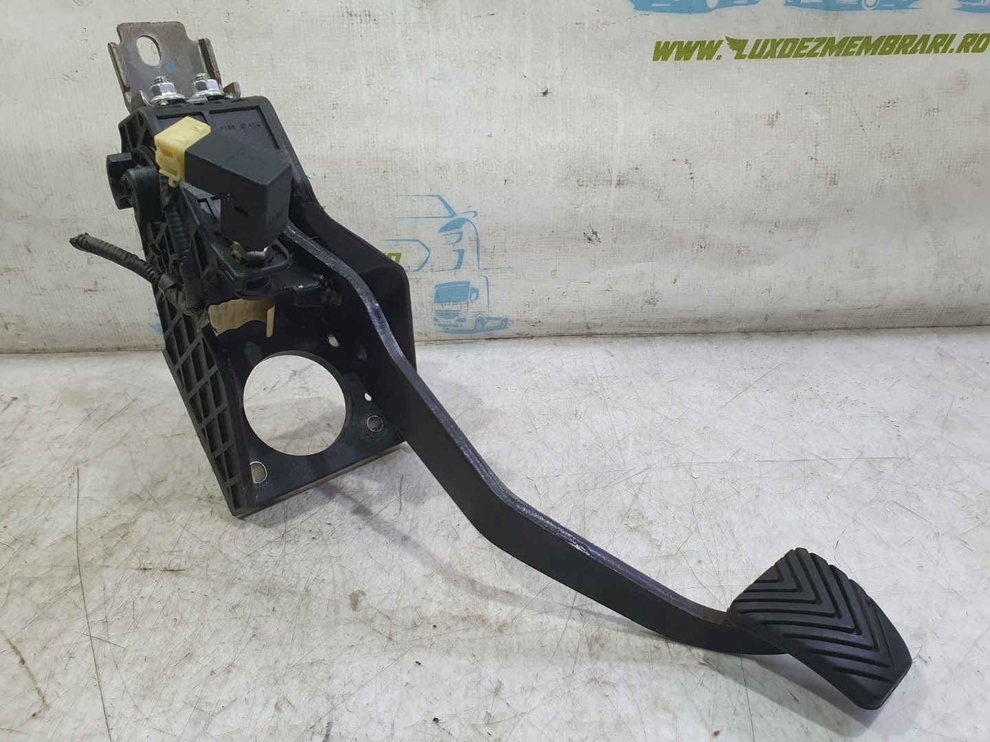 Pedala frana 32800-1h100 Kia Ceed 1 (2007 - 2010)