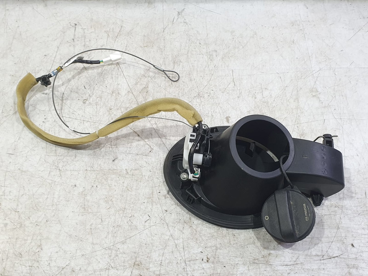 Buson rezervor dfr5-4242x Mazda CX-30 1 DM (2019 - 2023)