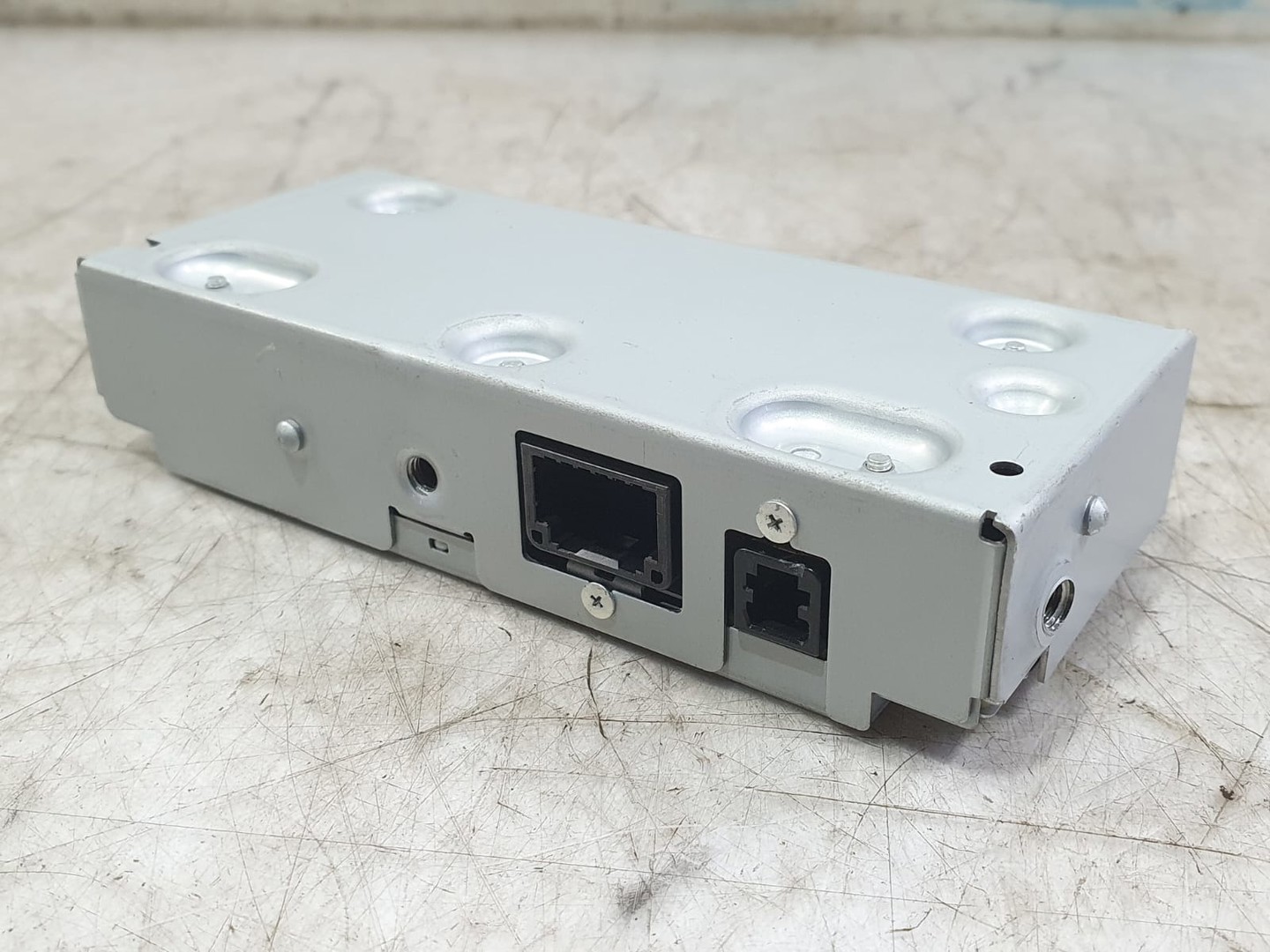 Modul confort dn4J-67yky Mazda CX-30 1 DM (2019 - 2023)