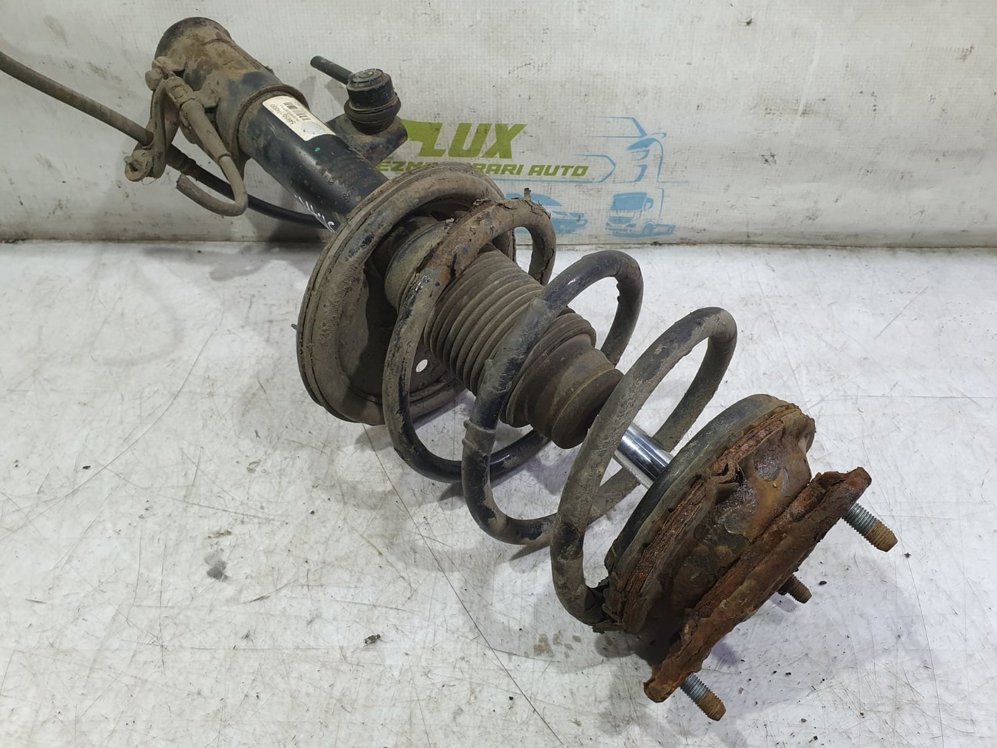 Amortizor cu arc stanga fata 54650-1h000 Kia Ceed 1 (2007 - 2010)
