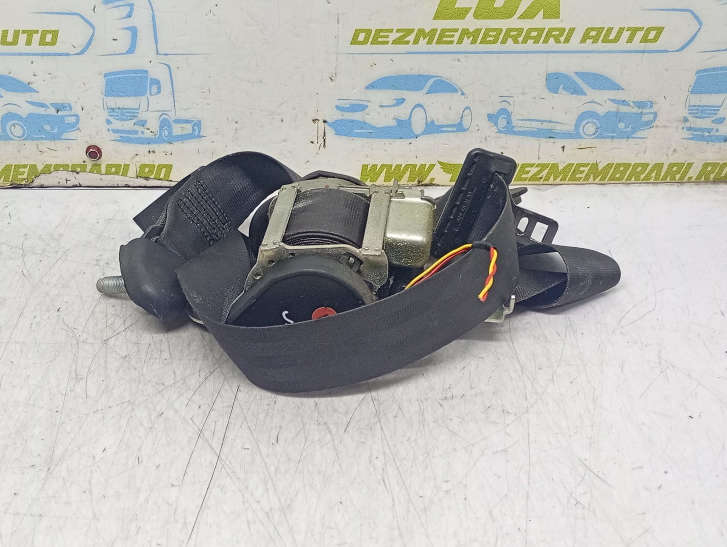 Centura siguranta stanga fata 88810-1H000 Kia Ceed 1 (2007 - 2010)