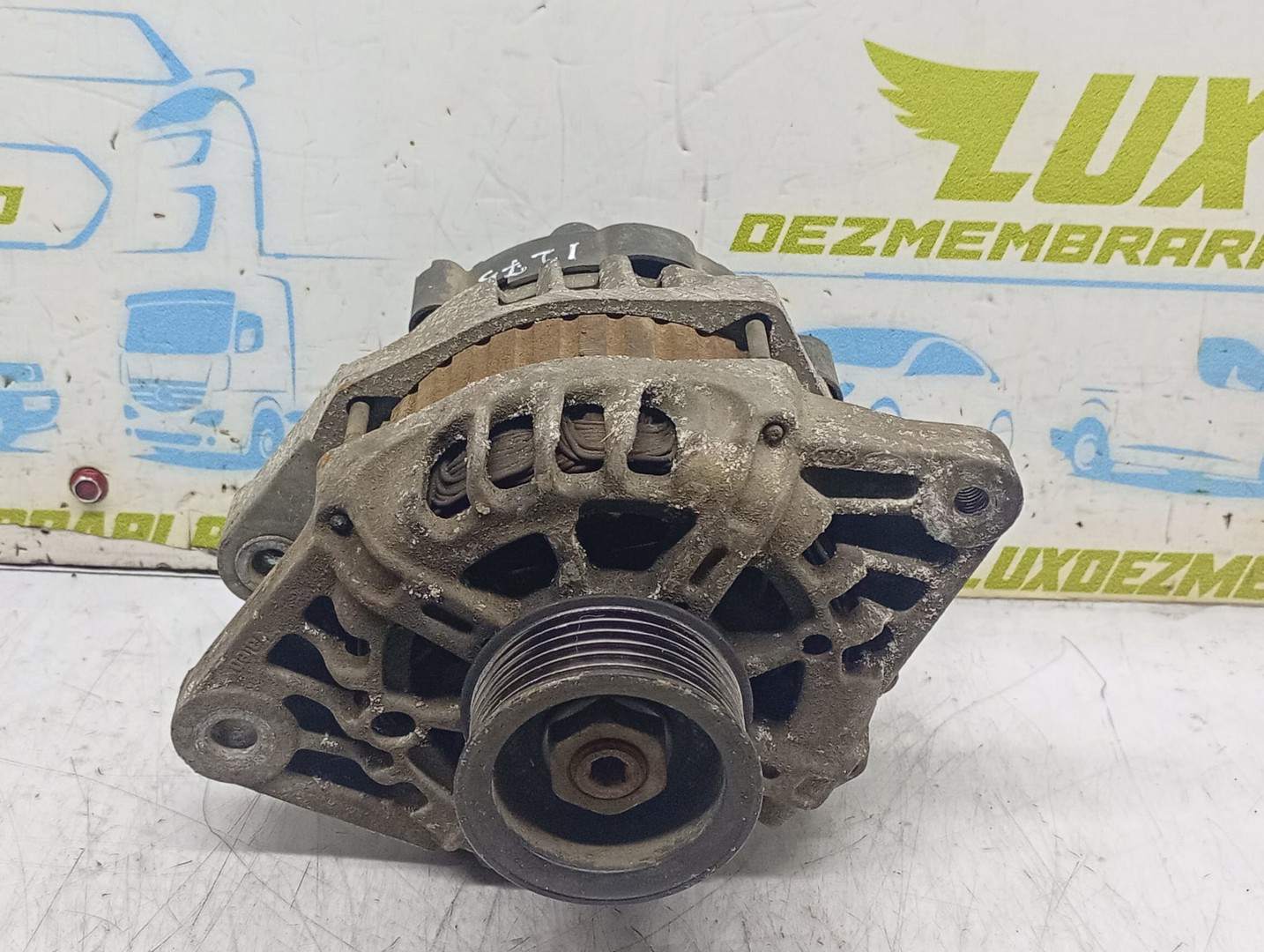 Alternator 37300-28101 2655447 Kia Ceed 1 (2007 - 2010)