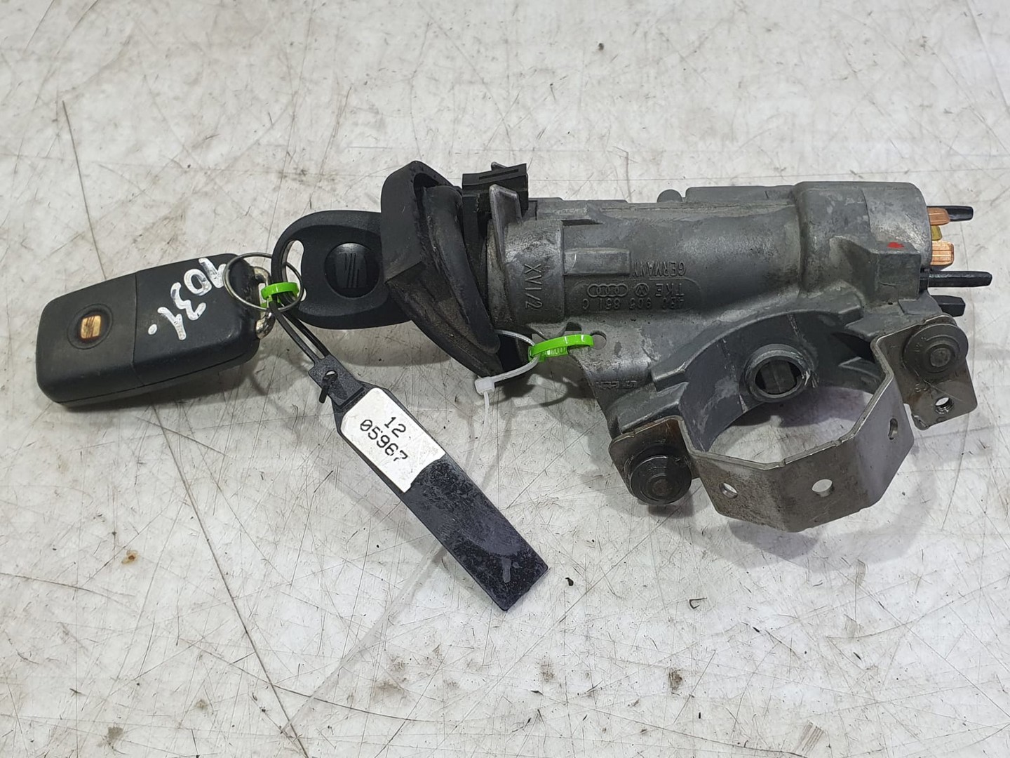 Contact cu cheie 4b0905851c Seat Ibiza 4 (6J) (2008 - 2012)