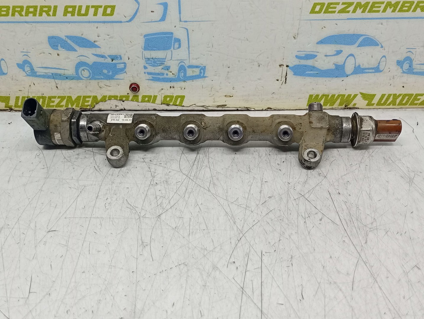 Rampa injectoare 03L089N Volkswagen Passat B7 (2010 - 2015)
