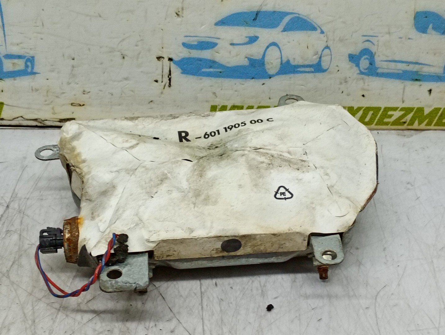 Airbag lateral usa 6963022 BMW Seria 5 E60/E61 (2003 - 2007)