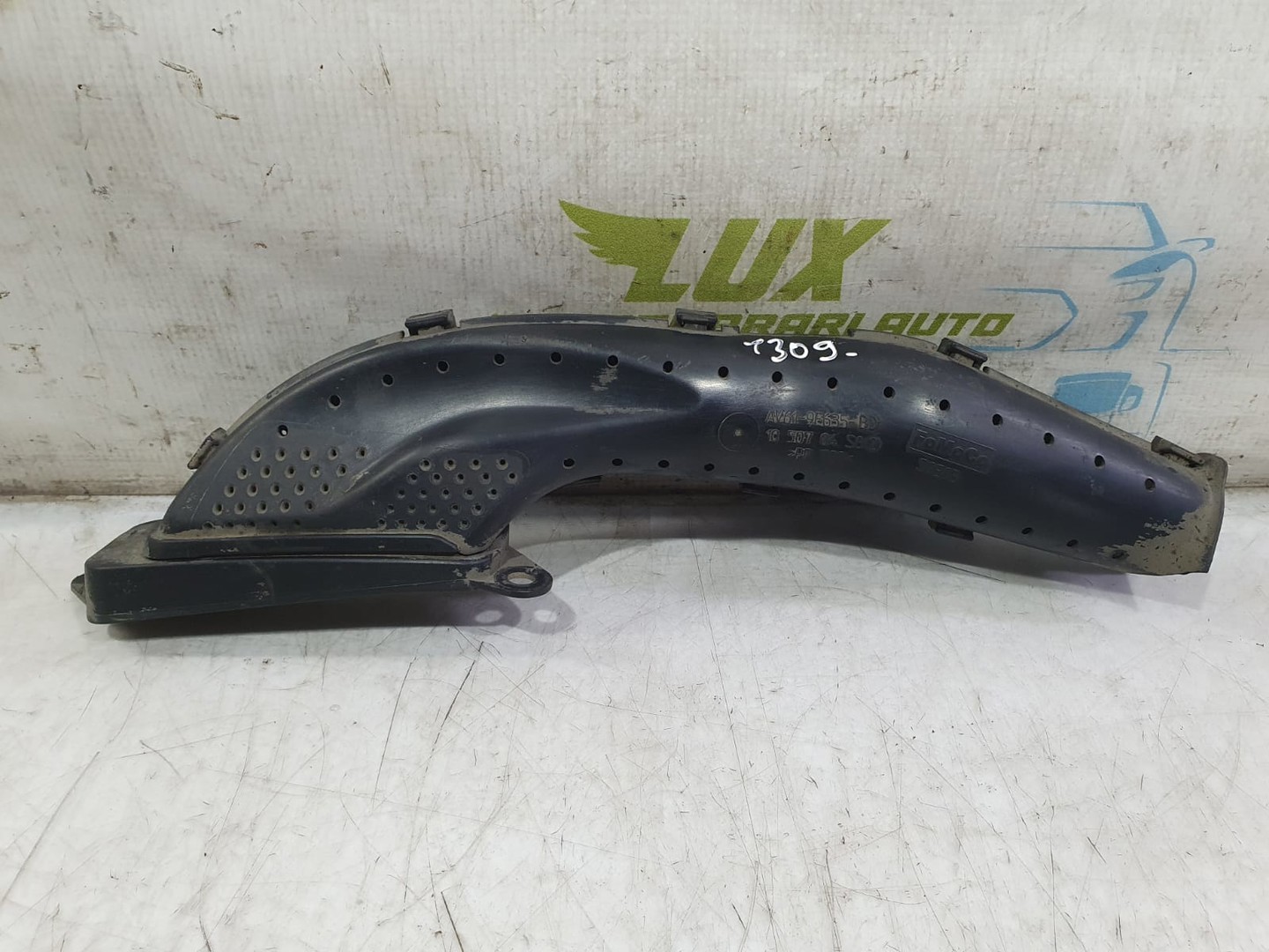Furtun admisie av61-9e635-bd Ford Focus 3 (2011 - 2015)