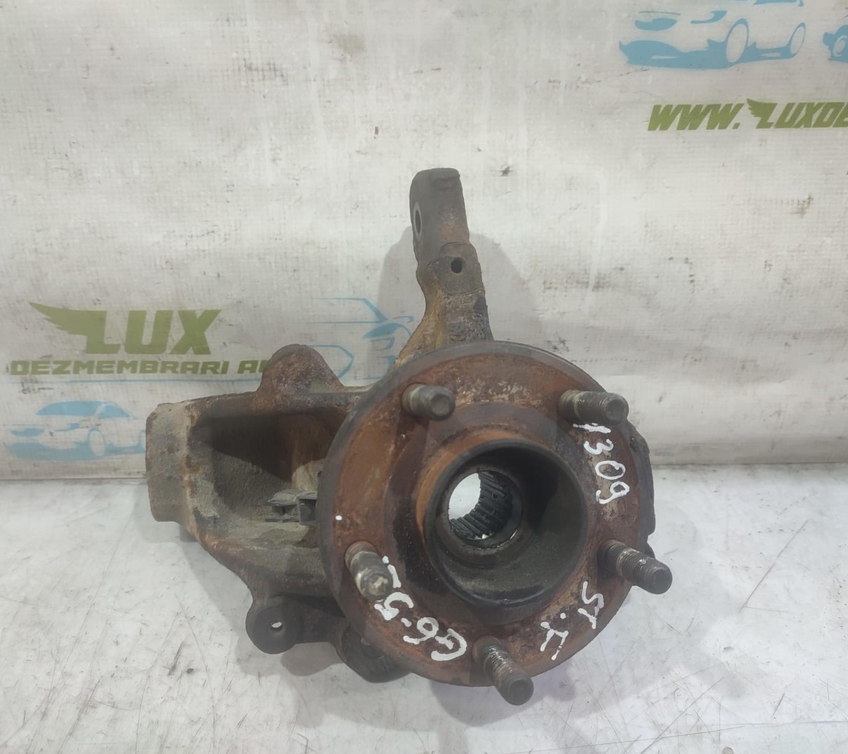Fuzeta stanga fata Ford Focus 3 (2011 - 2015)