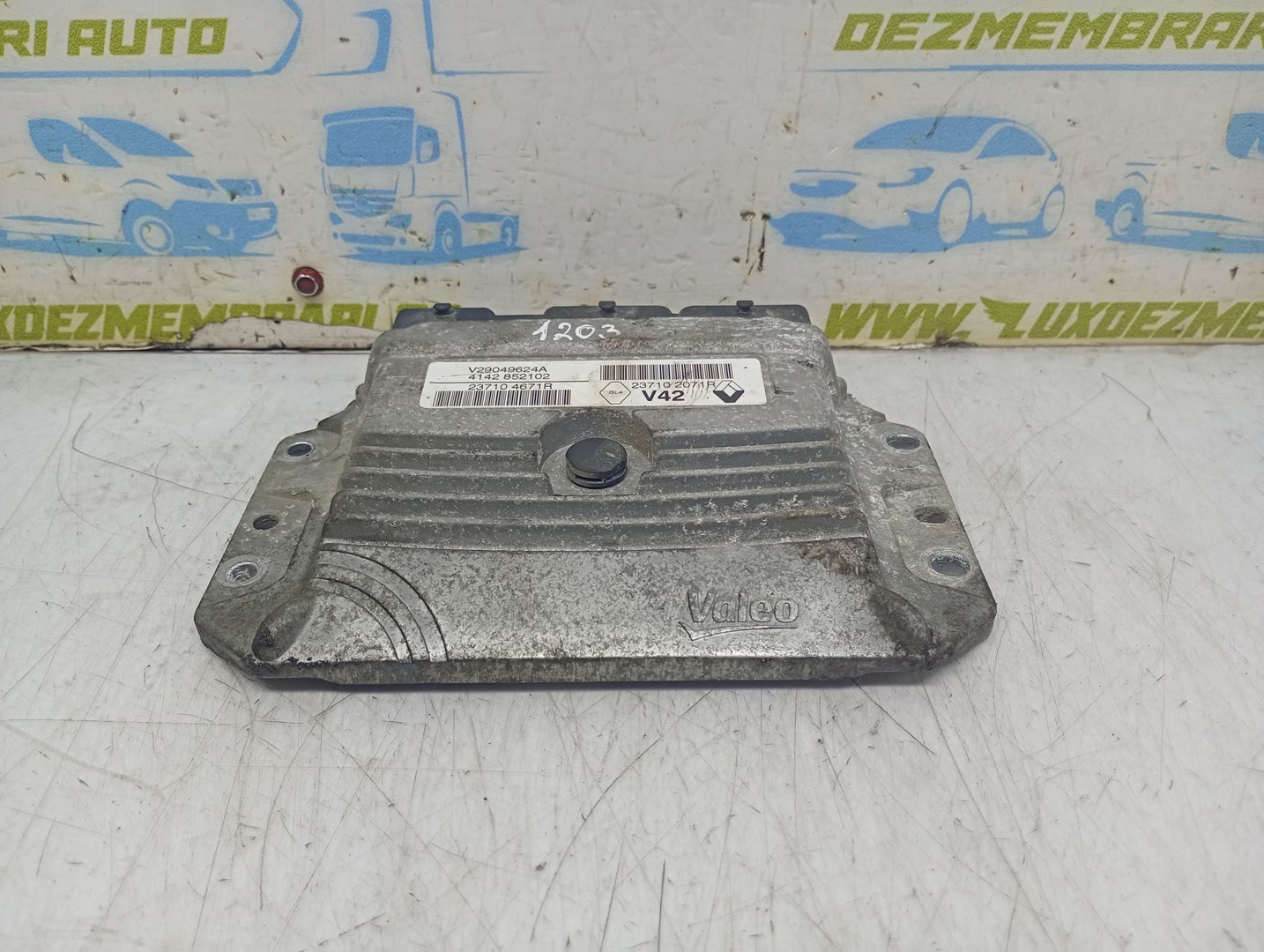 Calculator motor ECU 237102071R V29049624A Dacia Dokker 1 (2012 - 2017)