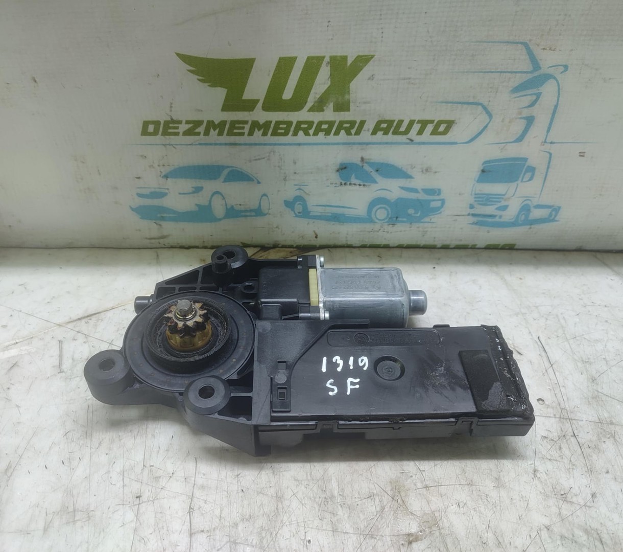 Motoras geam stanga fata 807310016R Renault Megane 3 (2008 - 2014)