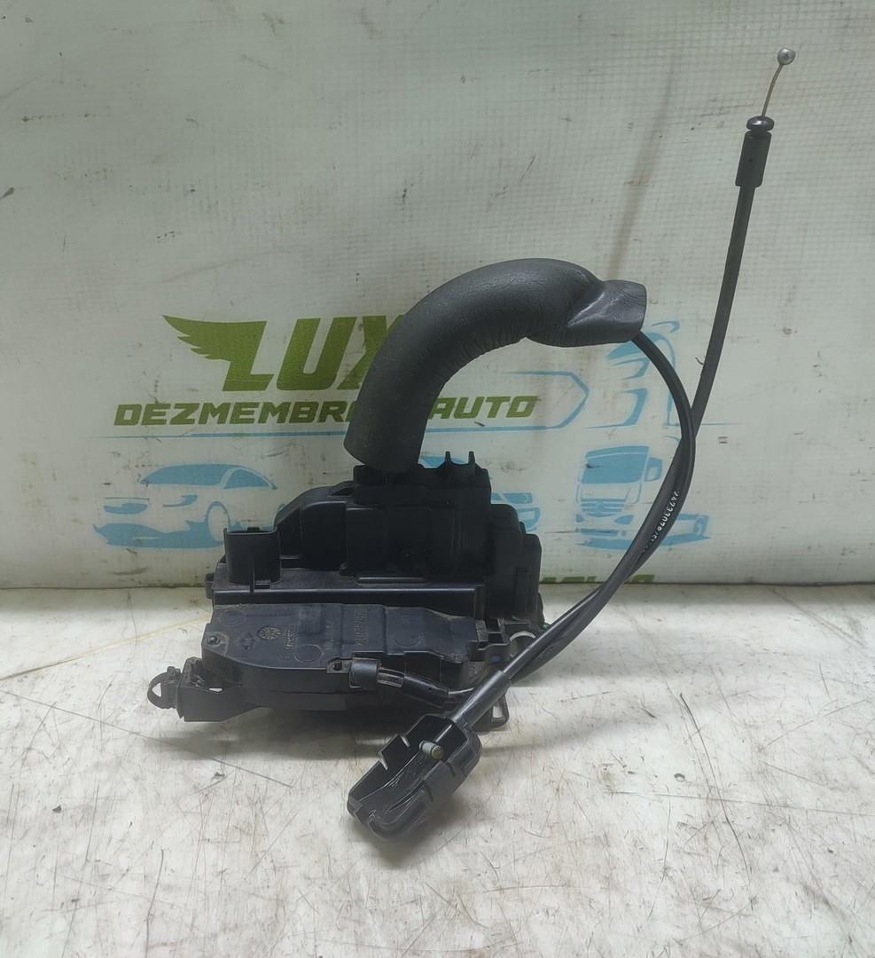 Broasca stanga fata Renault Megane 3 (2008 - 2014)