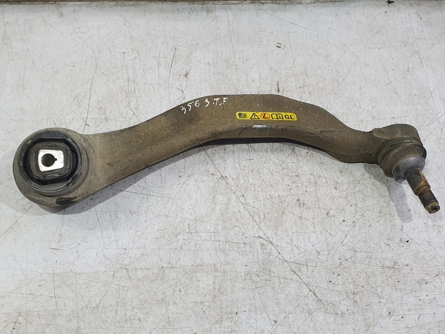 Brat suspensie stanga fata BMW Seria 5 F07 (2009 - 2013)