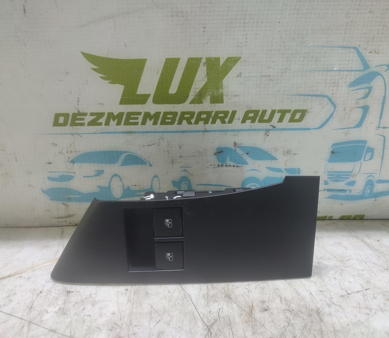 Buton geam 13305978 Opel Astra J (2009 - 2012)