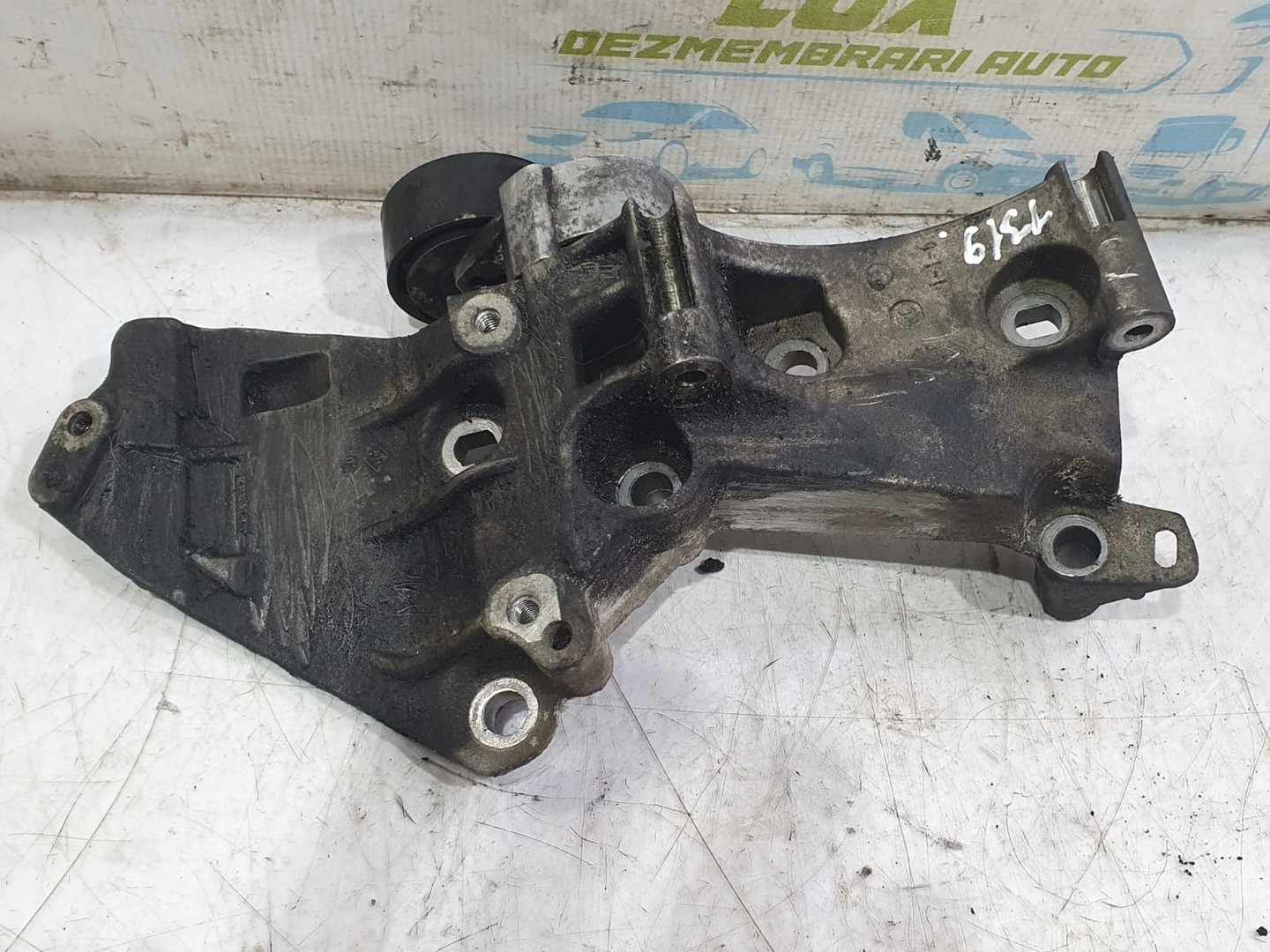 Suport accesorii 8200669494 Renault Megane 3 (2008 - 2014)