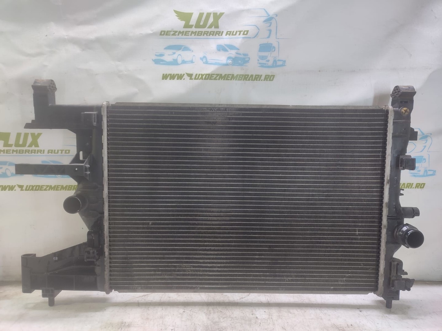 Radiator apa 13281773 Opel Astra J (2009 - 2012)