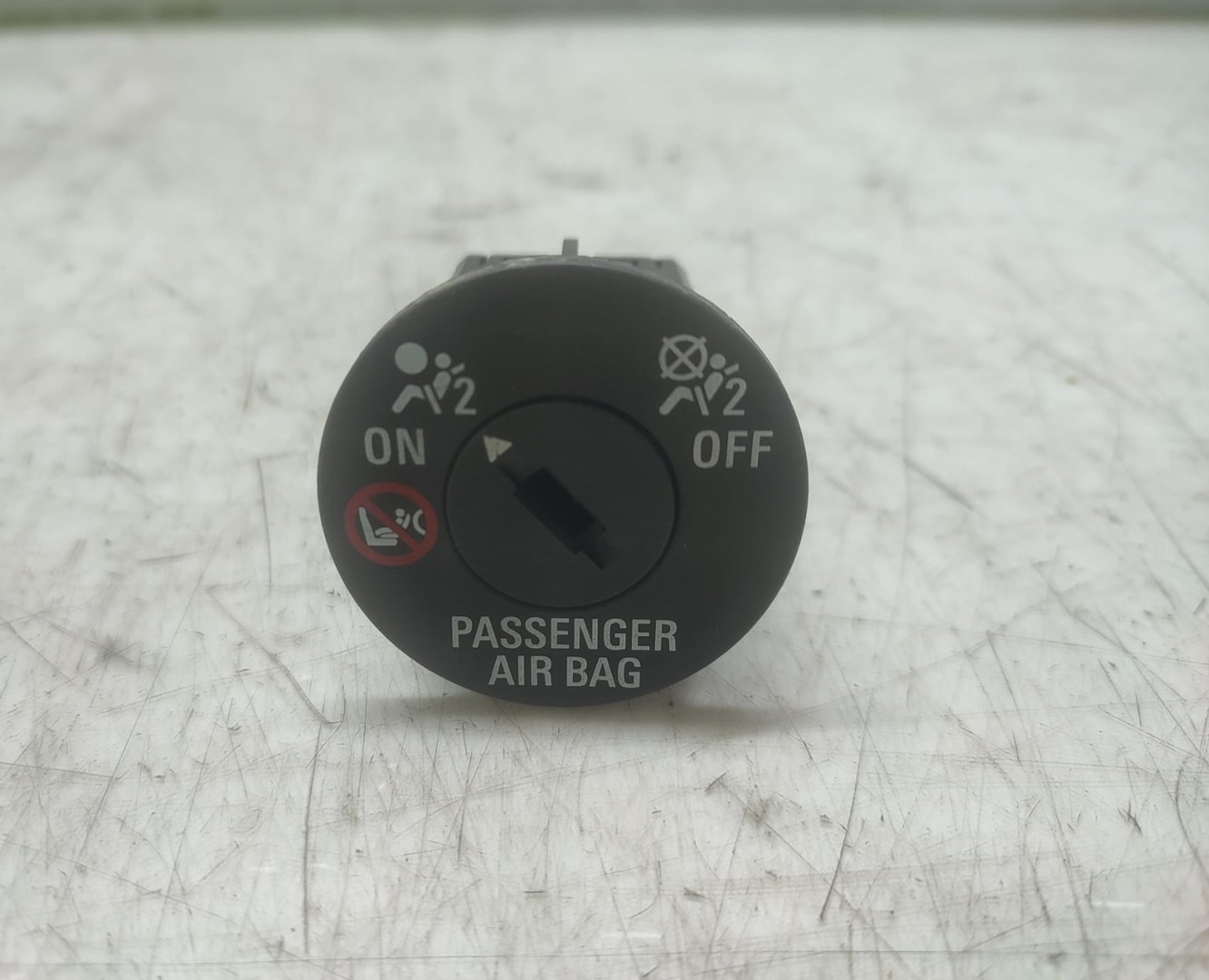 Bloc lumini 13577258 Opel Astra J (2009 - 2012)
