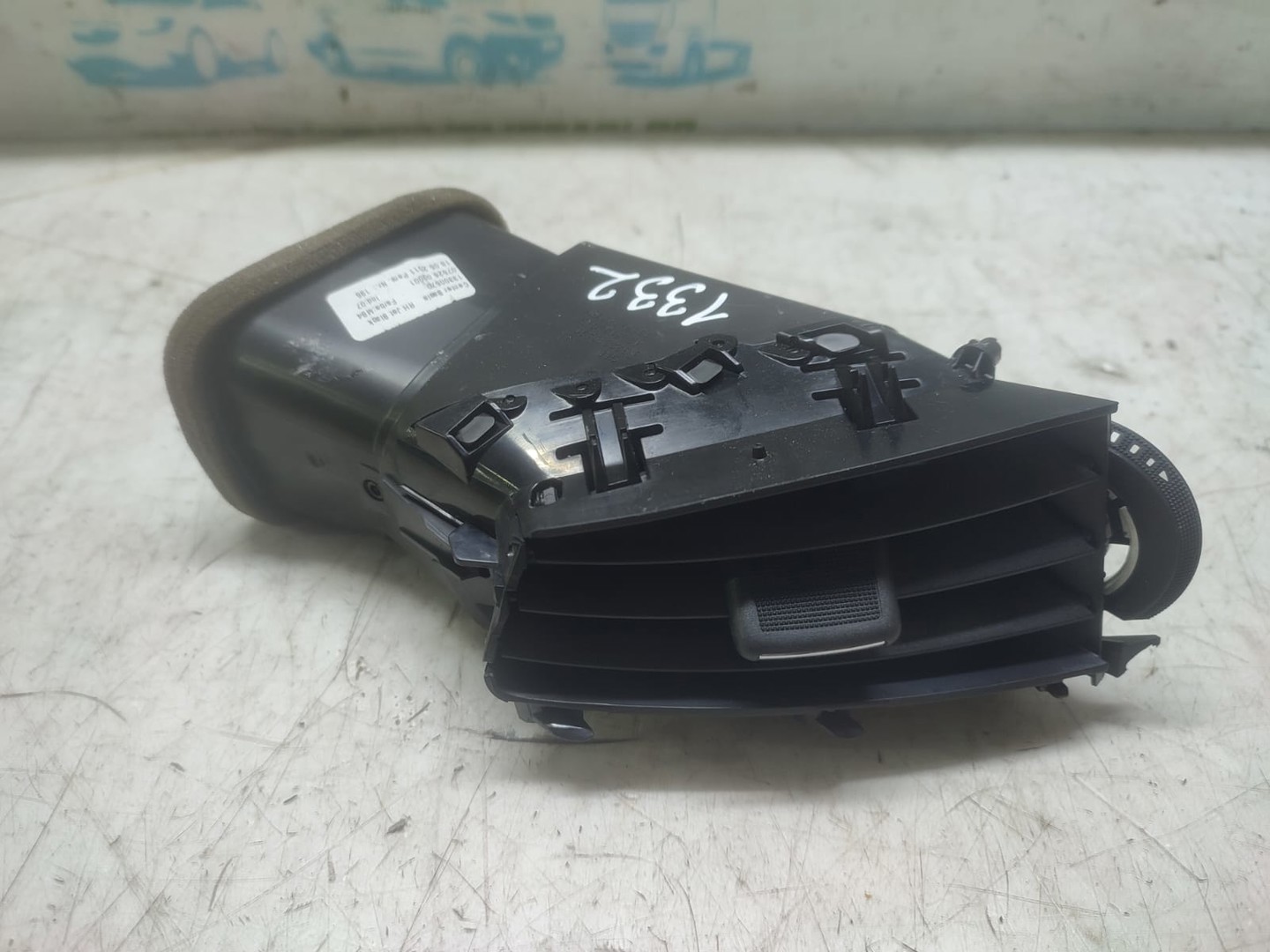 Grila ventilatie 13261539 Opel Astra J (2009 - 2012)
