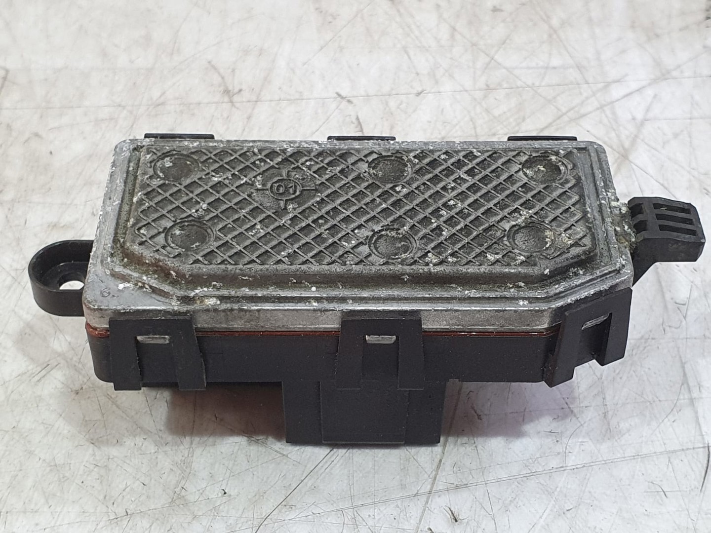 Rezistenta trepte av6n-19e624-ba Ford Focus 3 (2011 - 2015)
