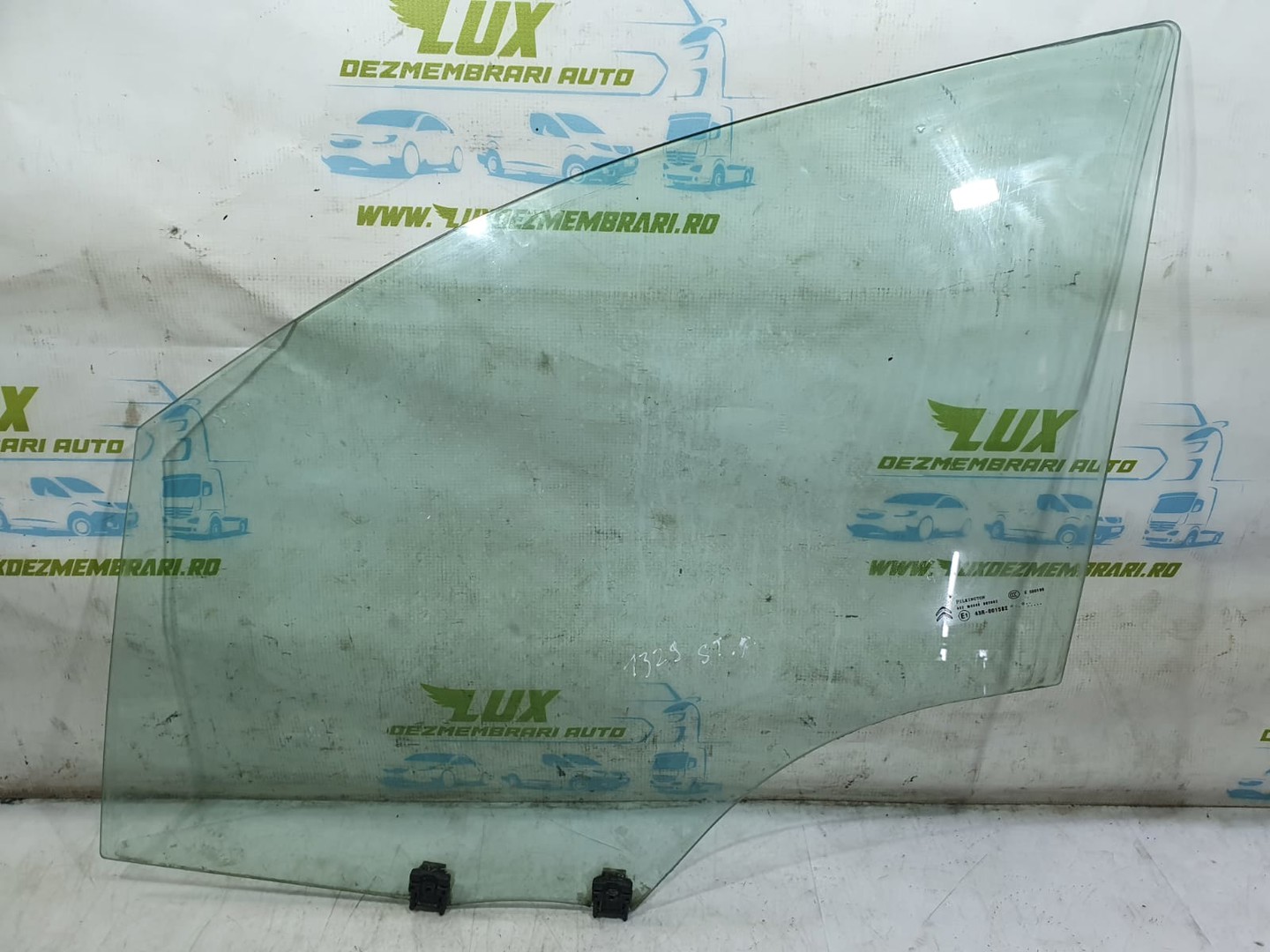Geam stanga fata Citroen C4 2 (2010 - 2017)