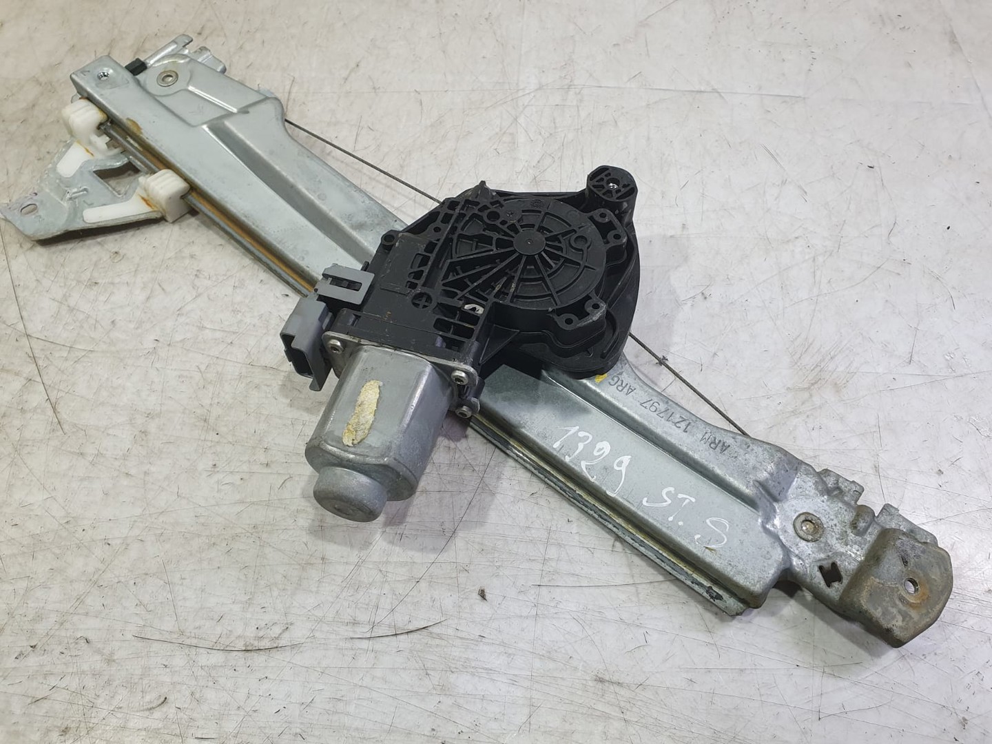 Macara geam stanga spate 9687185880 Citroen C4 2 (2010 - 2017)