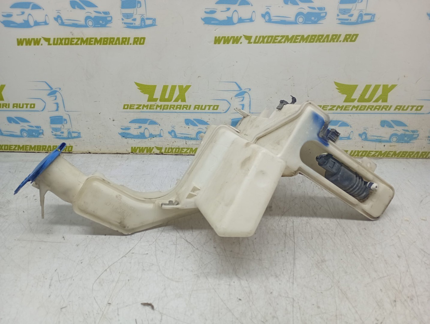 Vas lichid parbriz 3C0955453 Volkswagen Passat B6 (2005 - 2010)