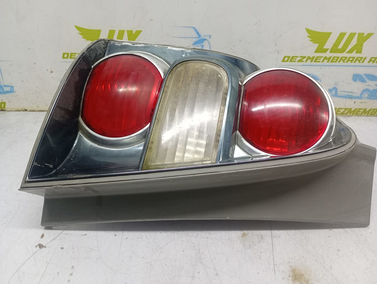 Stop stanga Toyota Corolla Verso 1 (facelift) (2004 - 2009)