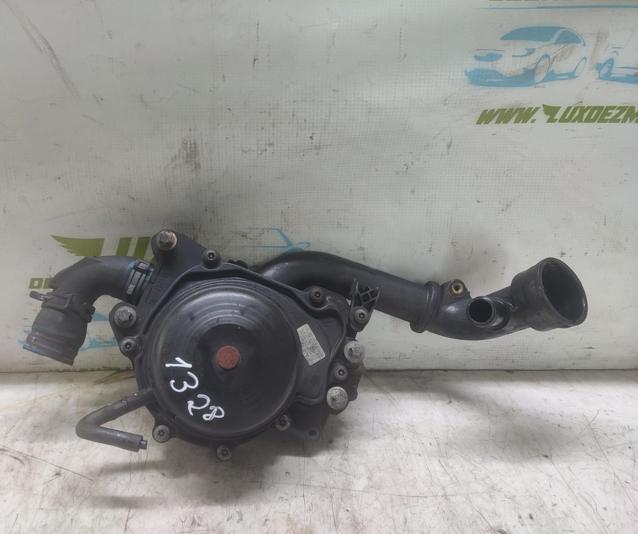 Pompa apa A6512006301 Mercedes Benz C-Class W204/S204/C204 (facelift) (2011 - 2015)