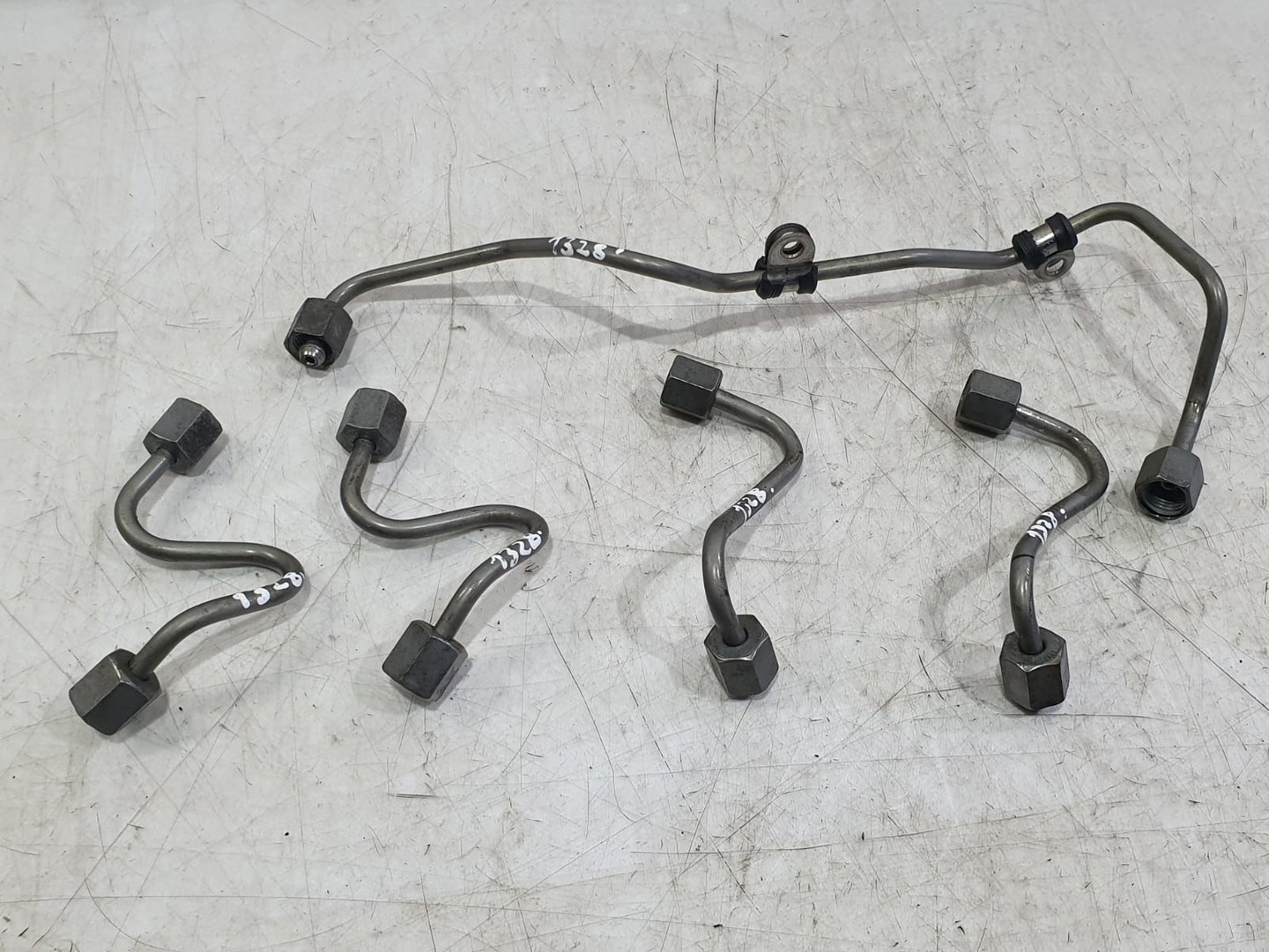 Conducta injector Mercedes Benz C-Class W204/S204/C204 (facelift) (2011 - 2015)