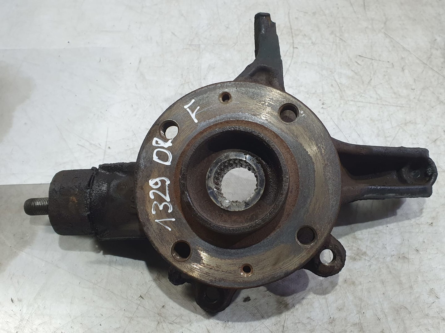 Fuzeta dreapta fata Citroen C4 2 (2010 - 2017)