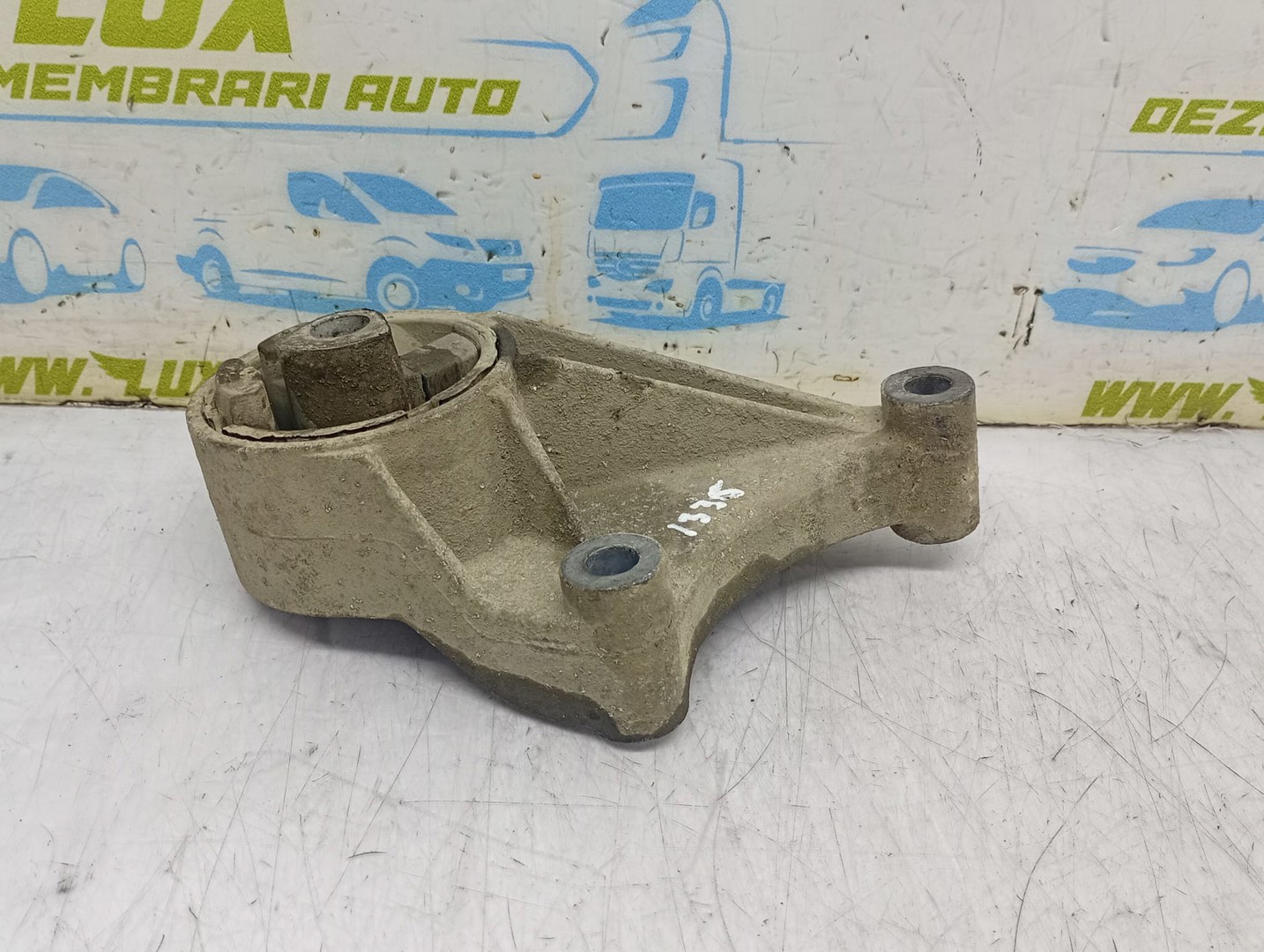 Suport motor V05457 Opel Astra H (2004 - 2007)