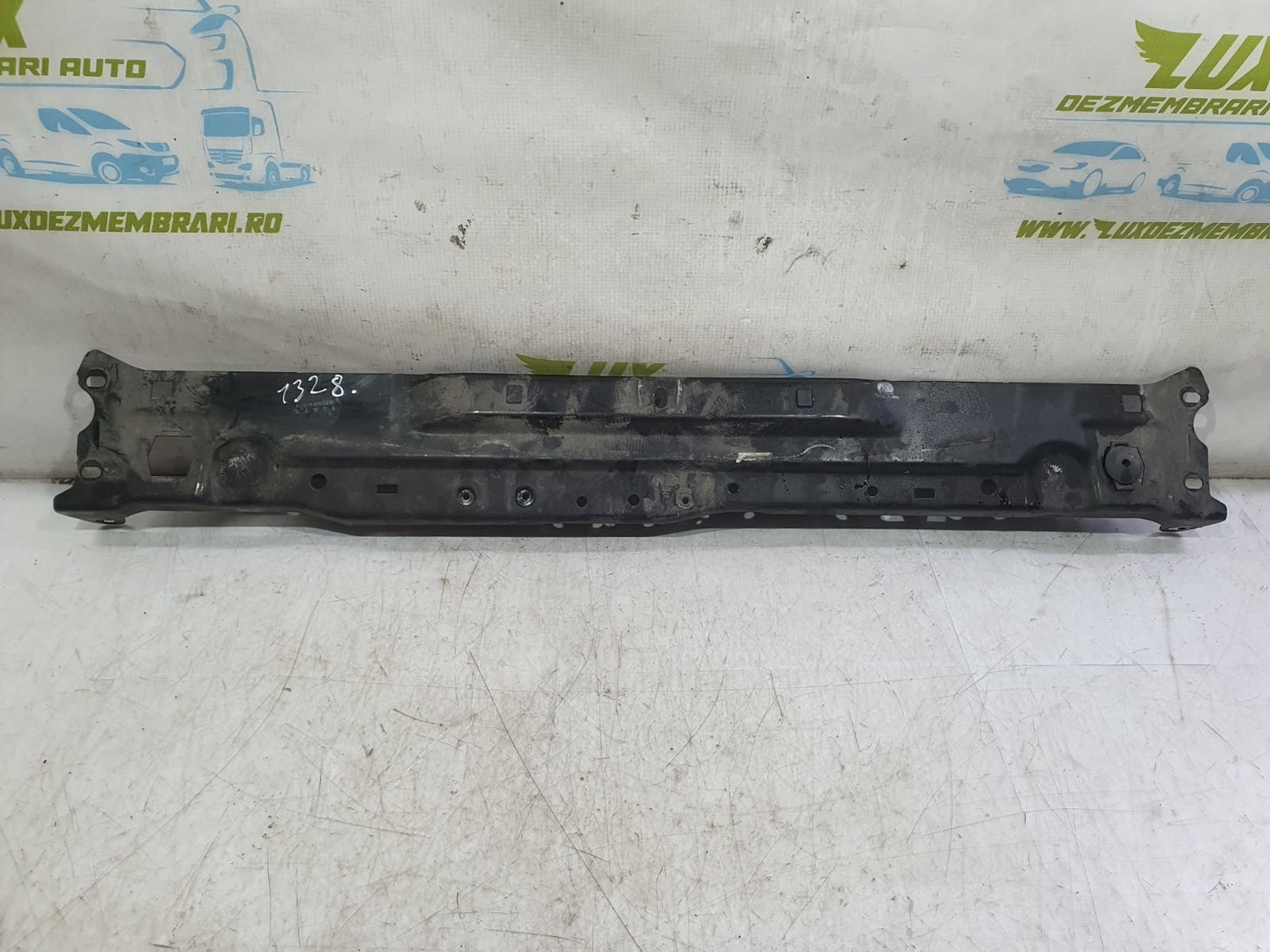 Suport radiator a2046200272 Mercedes Benz C-Class W204/S204/C204 (facelift) (2011 - 2015)