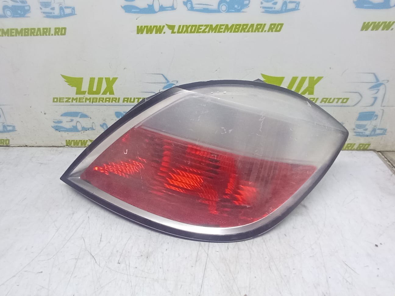 Stop dreapta 24-451-837 Opel Astra H (2004 - 2007)