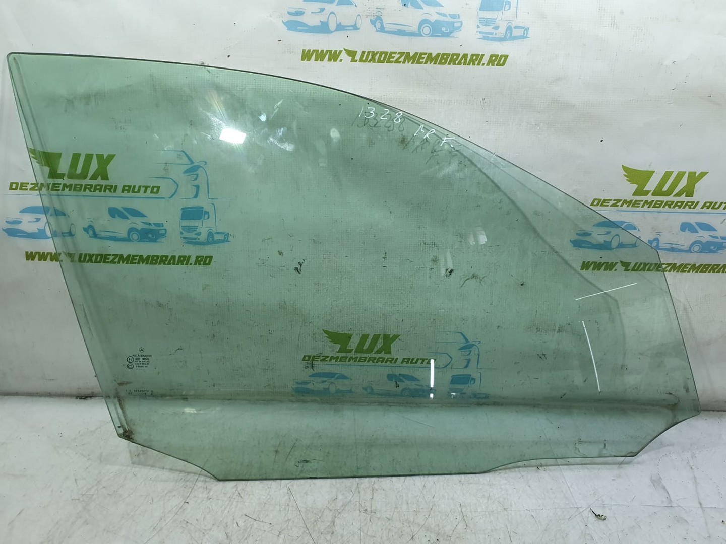 Geam dreapta fata Mercedes Benz C-Class W204/S204/C204 (facelift) (2011 - 2015)