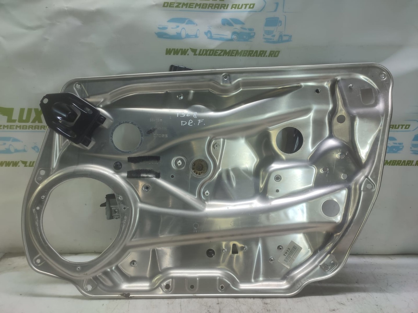 Macara geam dreapta fata Mercedes Benz C-Class W204/S204/C204 (facelift) (2011 - 2015)