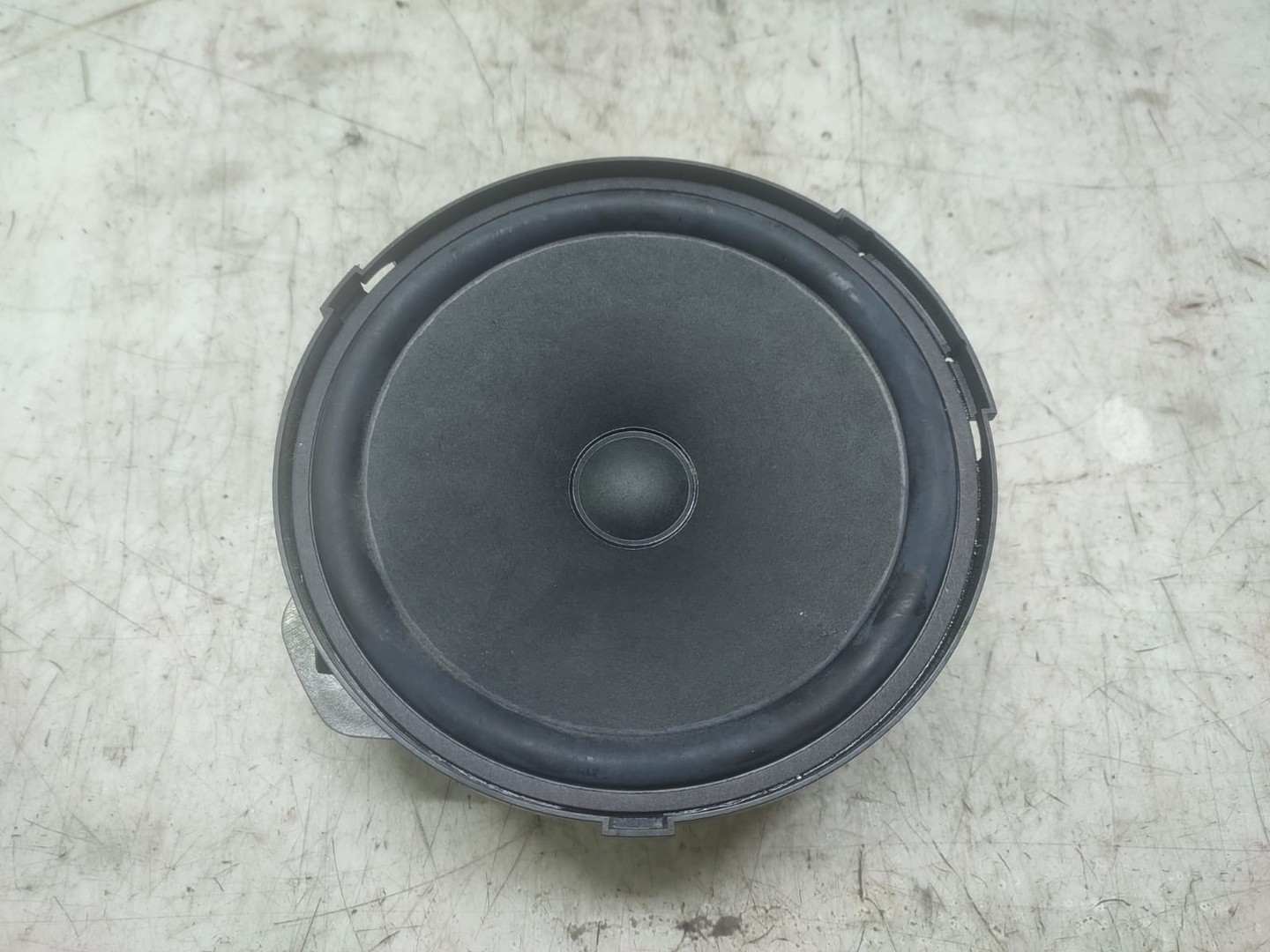 Boxa difuzor A2048206202 Mercedes Benz C-Class W204/S204/C204 (facelift) (2011 - 2015)