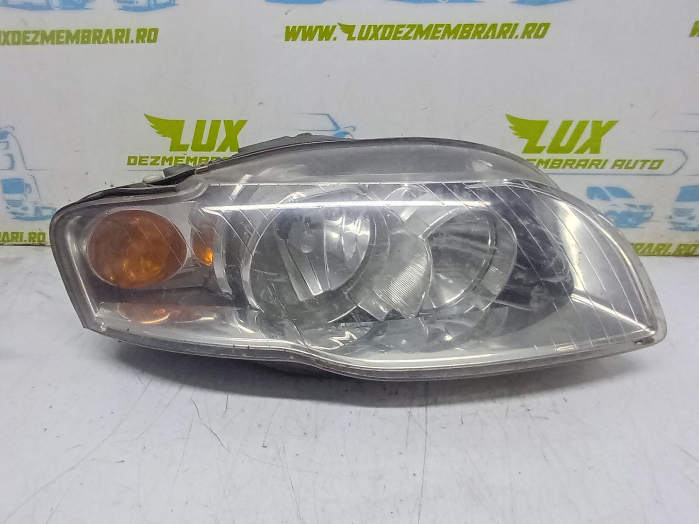 Far dreapta 20-A529 Audi A4 B7 (2004 - 2008)